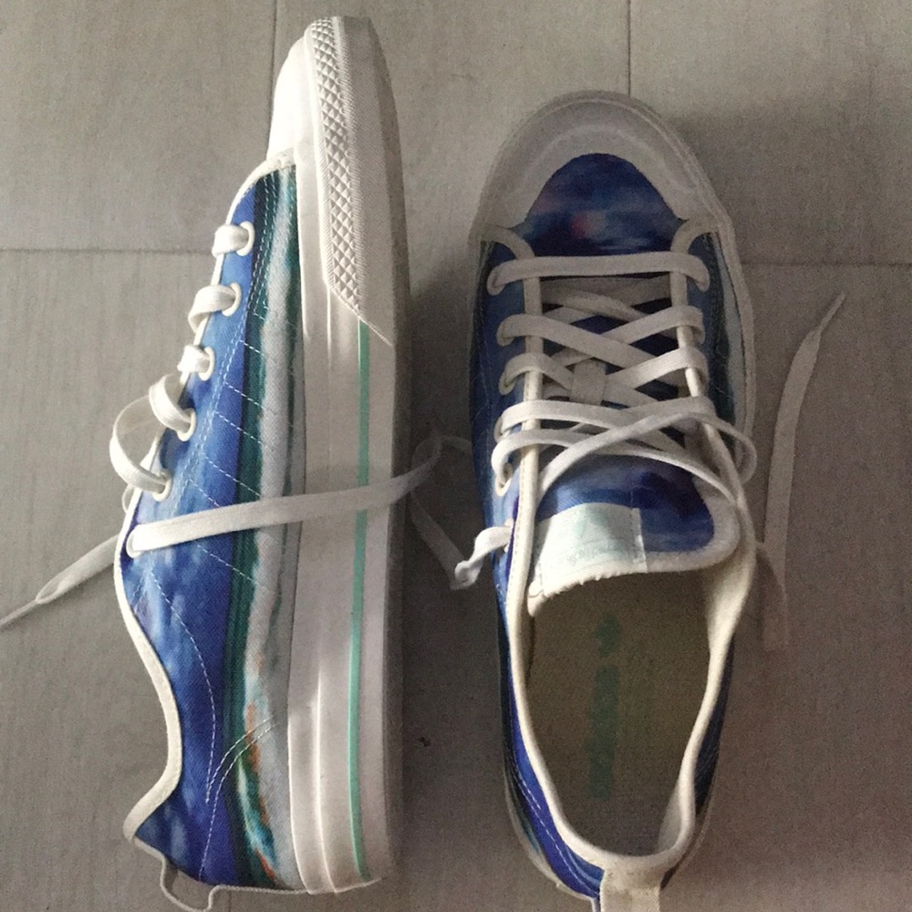 Tie dye Adidas Nizza low top sneakers with laces sz 10.5